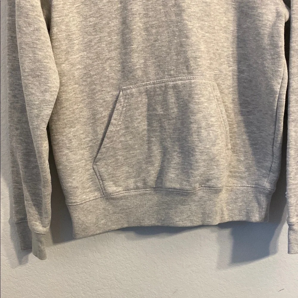 Champion Gray Sweater Classic Athletic Design